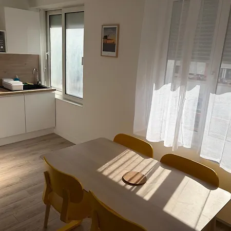 T2 - 103 - Hyper Centre - Integralement Renove - Toutes Commodites A Pied *